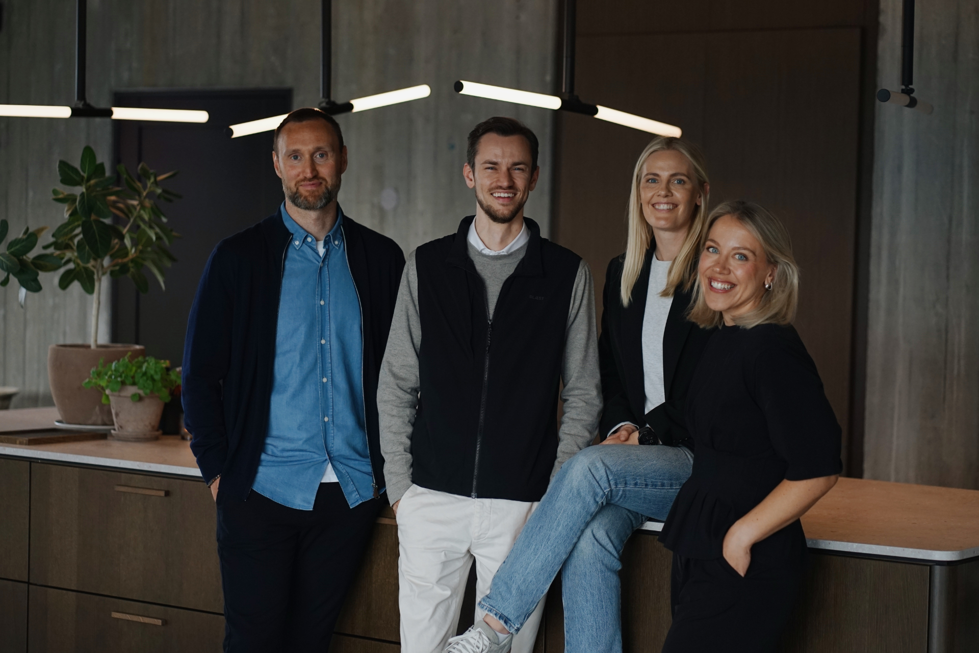 Christoffer Bårdsgjære, Sondre Aakre, Turid Øiehaug og Sandra Nordheim Eikenes i Aalesund Protective Wear